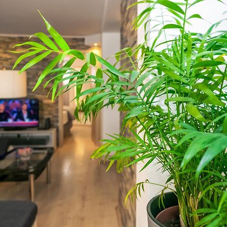 Relaxing 2Bd Apartment, Ground Floor - Walk To Old Town Split Eksteriør bilde