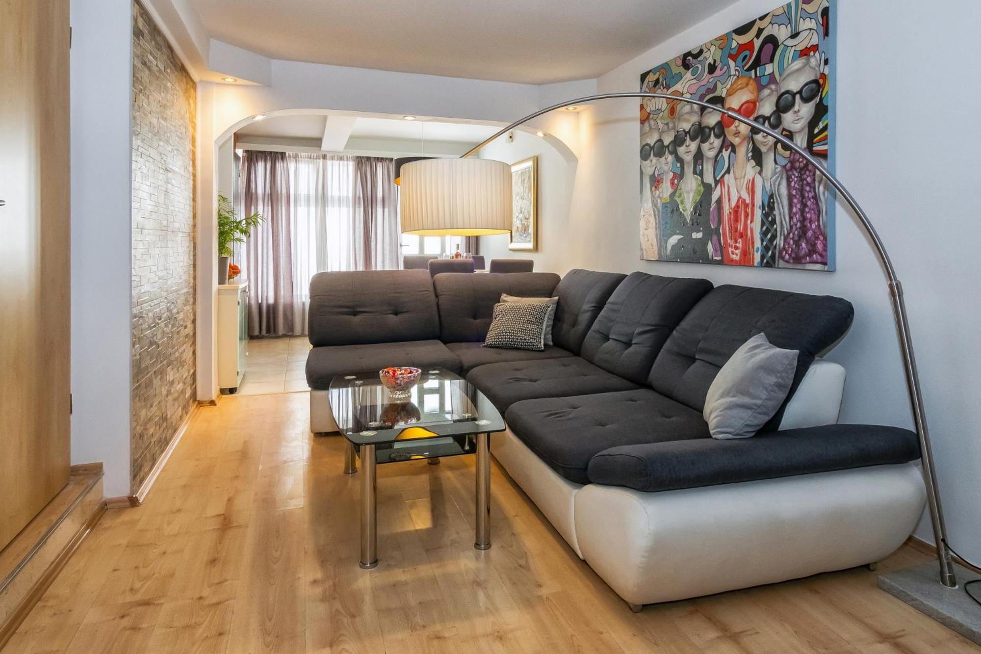 Relaxing 2Bd Apartment, Ground Floor - Walk To Old Town Split Eksteriør bilde