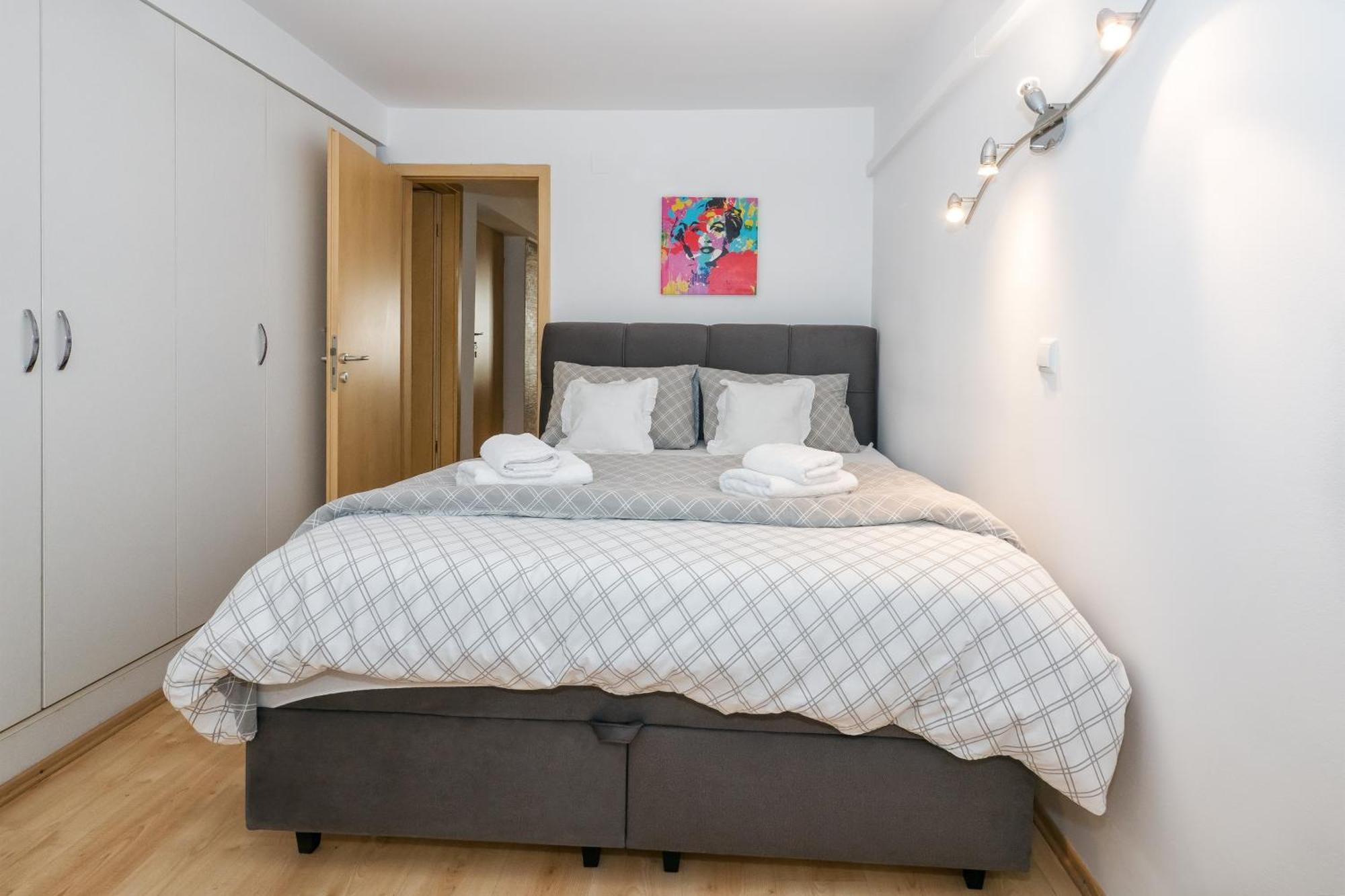 Relaxing 2Bd Apartment, Ground Floor - Walk To Old Town Split Eksteriør bilde