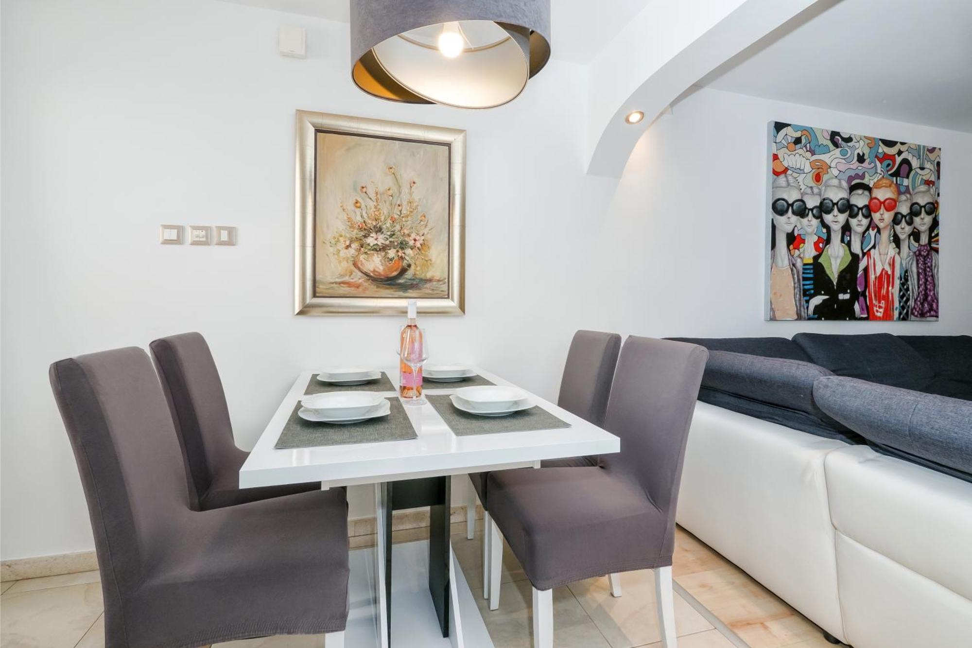 Relaxing 2Bd Apartment, Ground Floor - Walk To Old Town Split Eksteriør bilde
